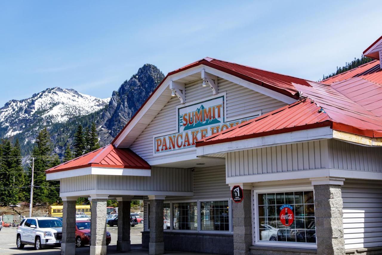 The Summit Inn Snoqualmie Pass Eksteriør billede