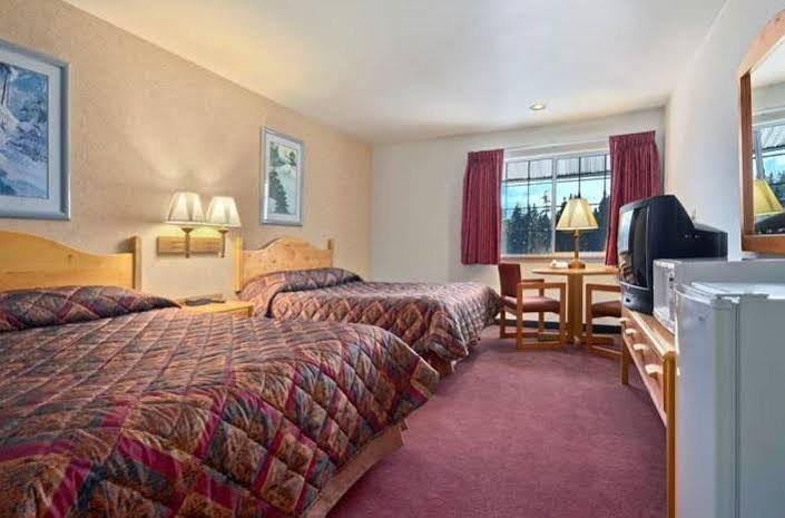 The Summit Inn Snoqualmie Pass Eksteriør billede